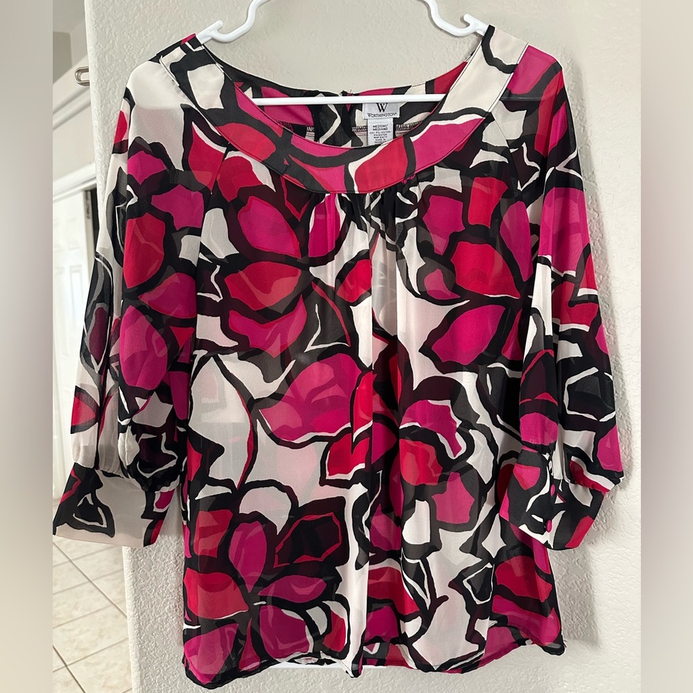 WORTHINGTON SIZE MEDIUM FLORAL BLOUSE TOP